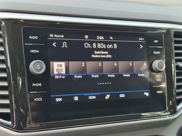 2023 Volkswagen Atlas SE Technology photo 3