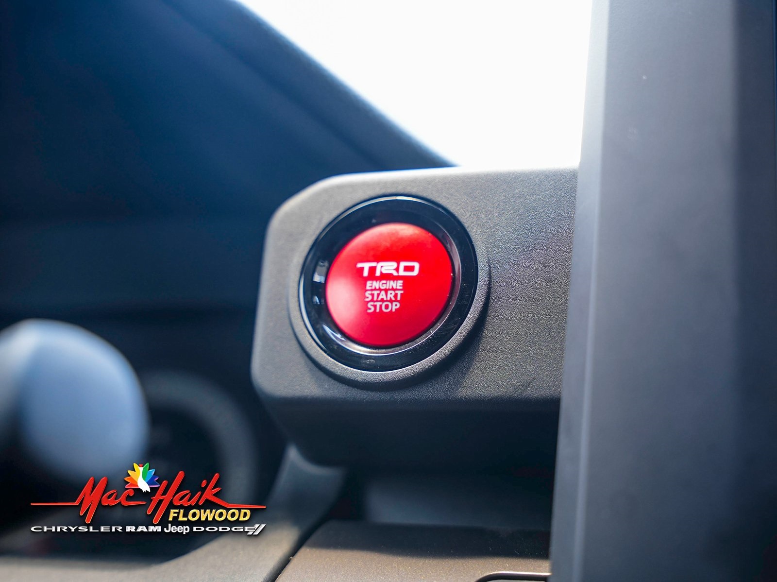 2024 Toyota Tacoma TRD Off-Road photo 16