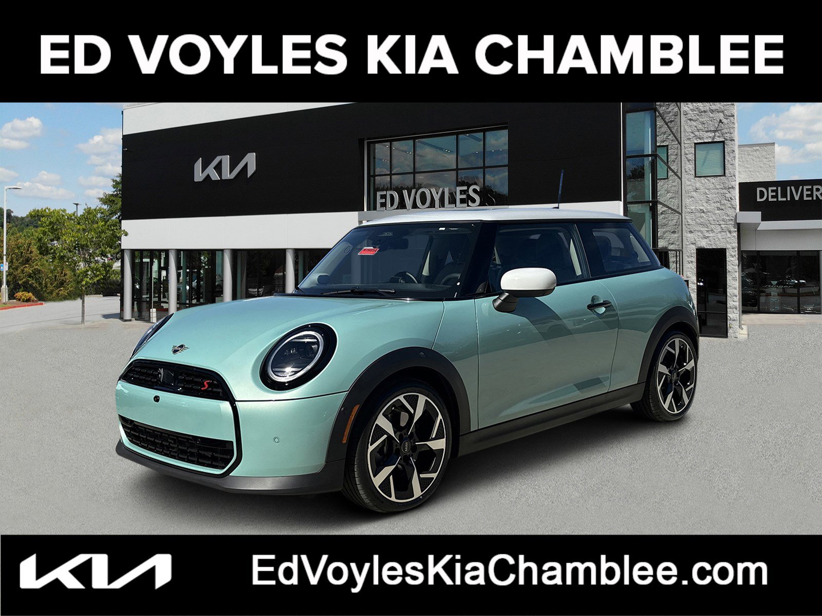 2025 MINI Hardtop 2 Door S's photo