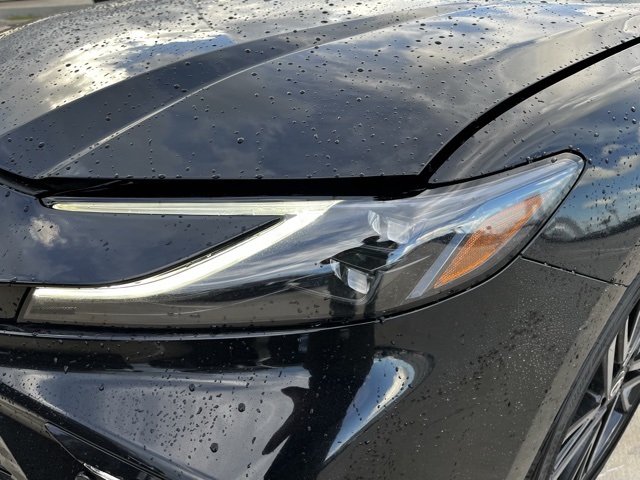 2025 Toyota Camry XSE photo 13