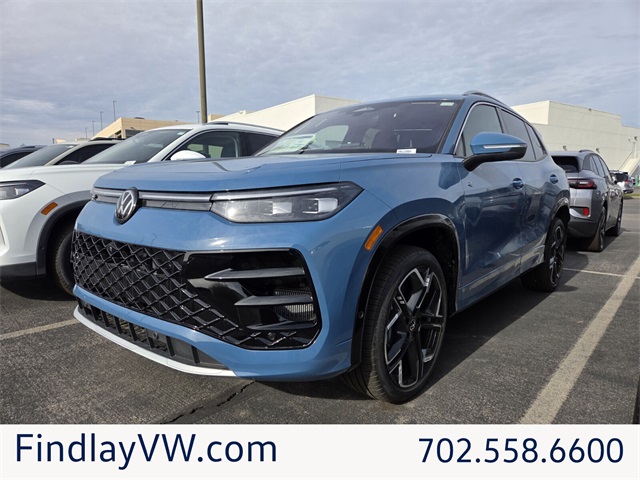 2026 Volkswagen Tiguan SEL R-LINE TURBO's photo