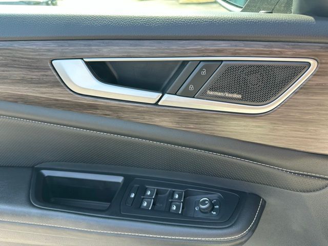 2024 Volkswagen Atlas SEL Premium R-Line photo 22
