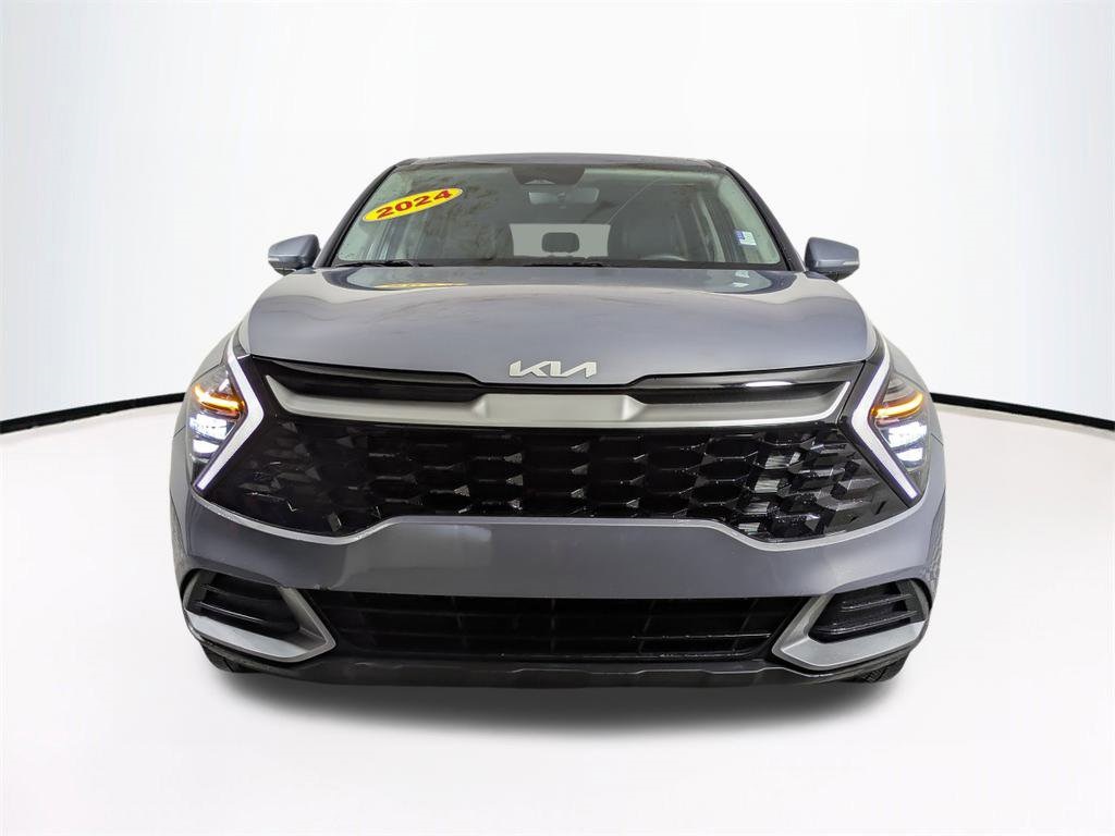 2024 Kia Sportage EX photo 2