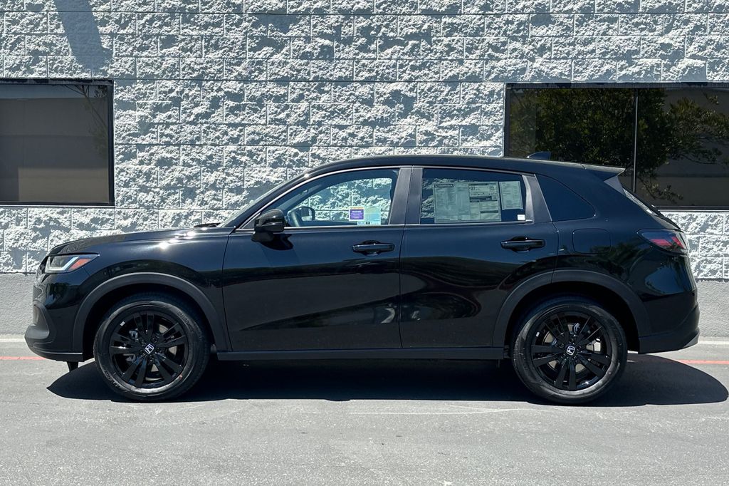 2026 Honda HR-V Sport photo 2