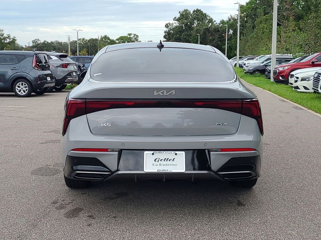 2026 Kia K5 GT-Line photo 6