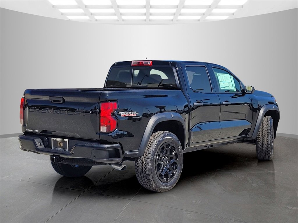 2026 Chevrolet Colorado Trail Boss photo 4