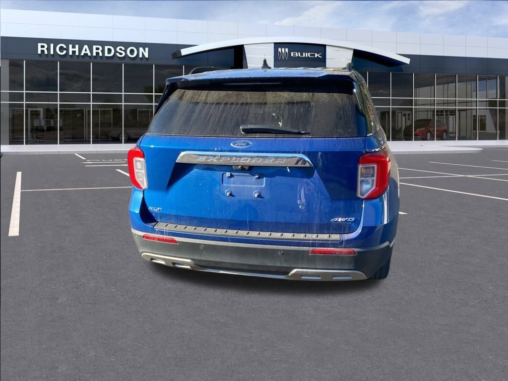 2023 Ford Explorer XLT photo 6