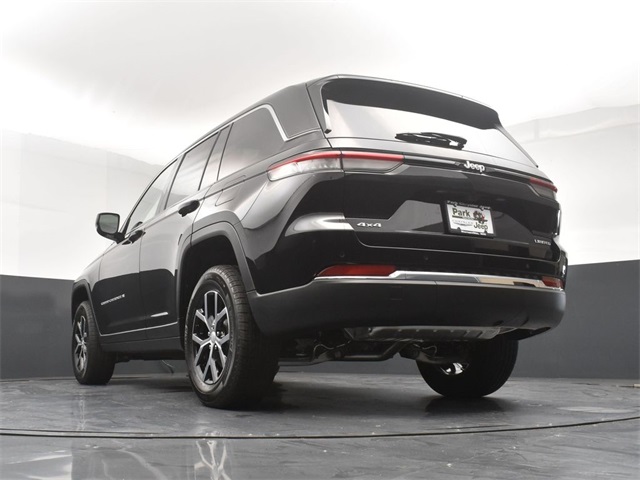 2025 Jeep Grand Cherokee Limited photo 22