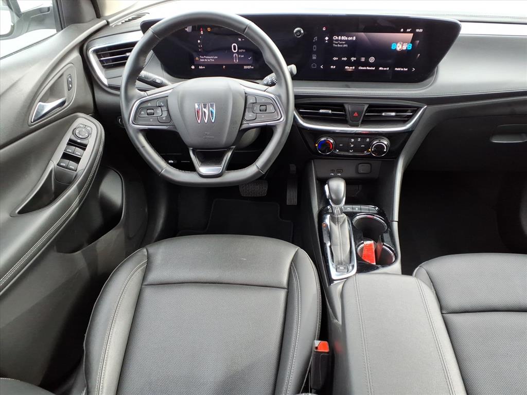 2024 Buick Encore GX Sport Touring photo 2