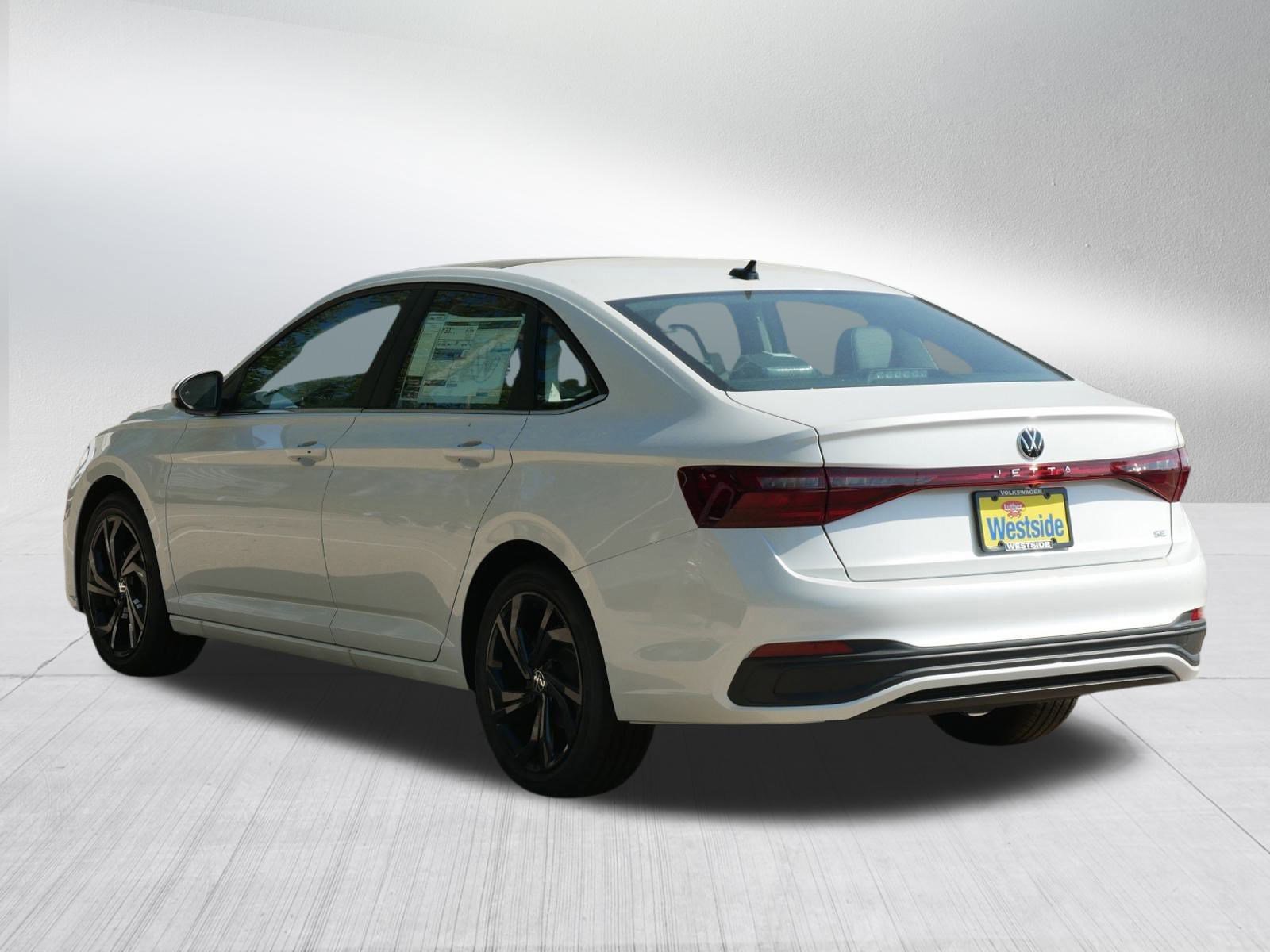 2025 Volkswagen Jetta SE photo 2