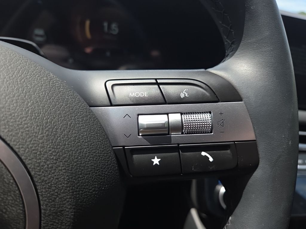 2025 Hyundai Tucson SEL Convenience photo 13