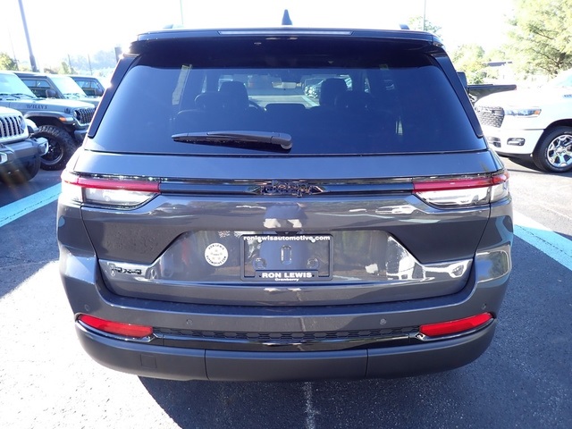 2025 Jeep Grand Cherokee Altitude X photo 3