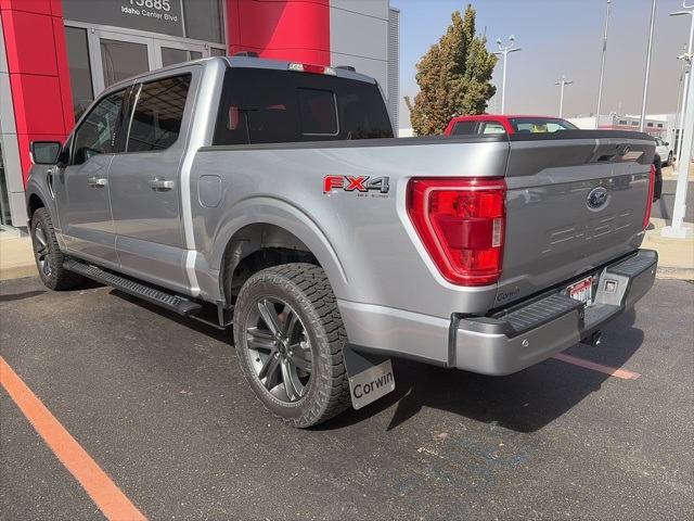 2023 Ford F-150 XLT photo 2