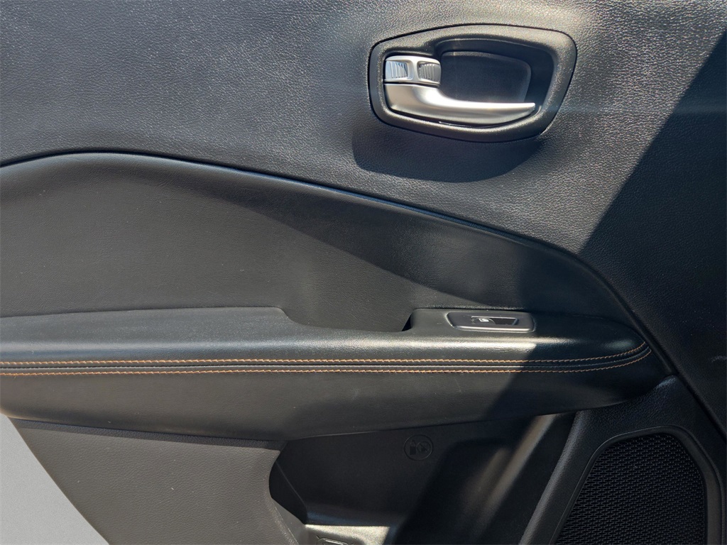 2019 Jeep Compass Limited photo 18