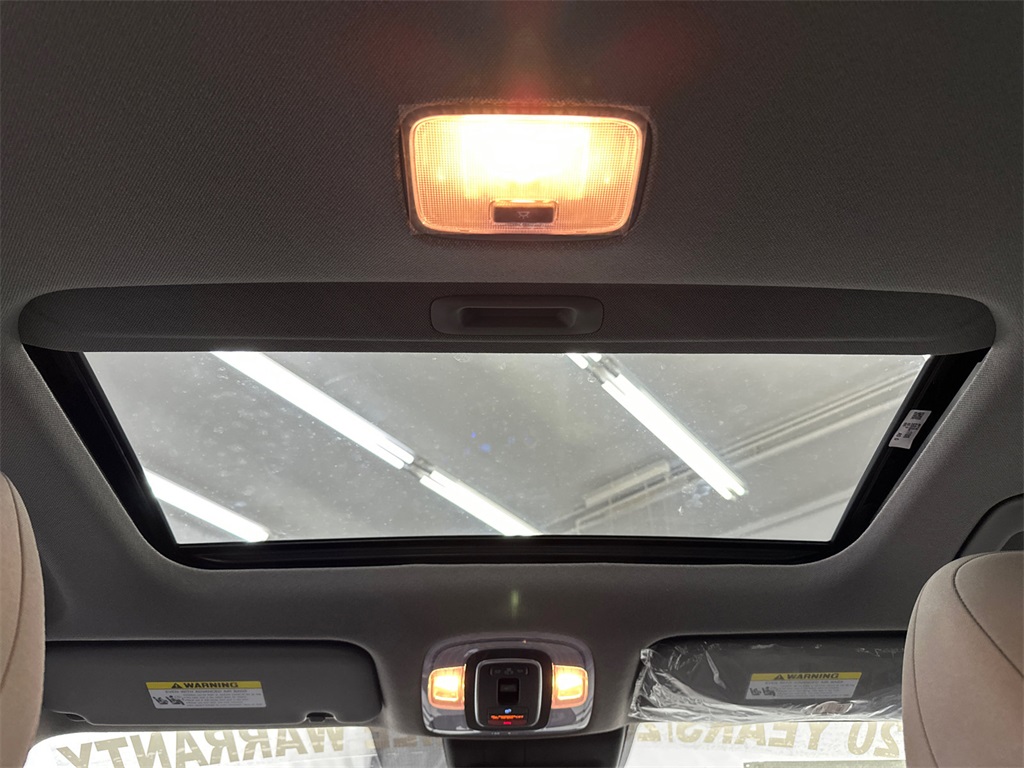 2025 Hyundai Elantra SEL Convenience photo 20