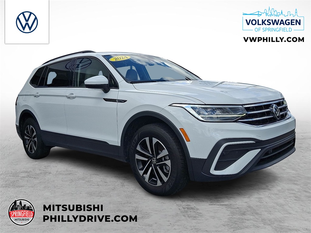 2024 Volkswagen Tiguan S's photo