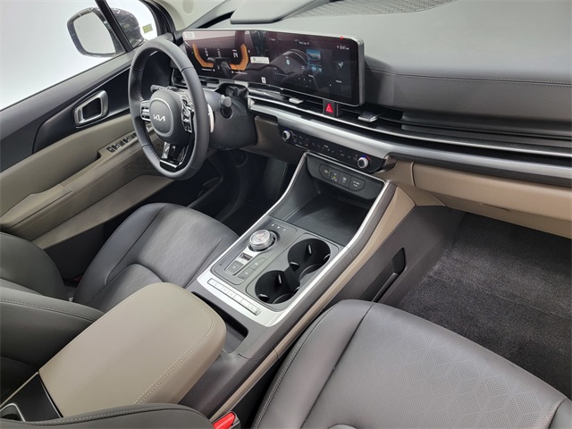 2026 Kia Carnival LXS photo 16