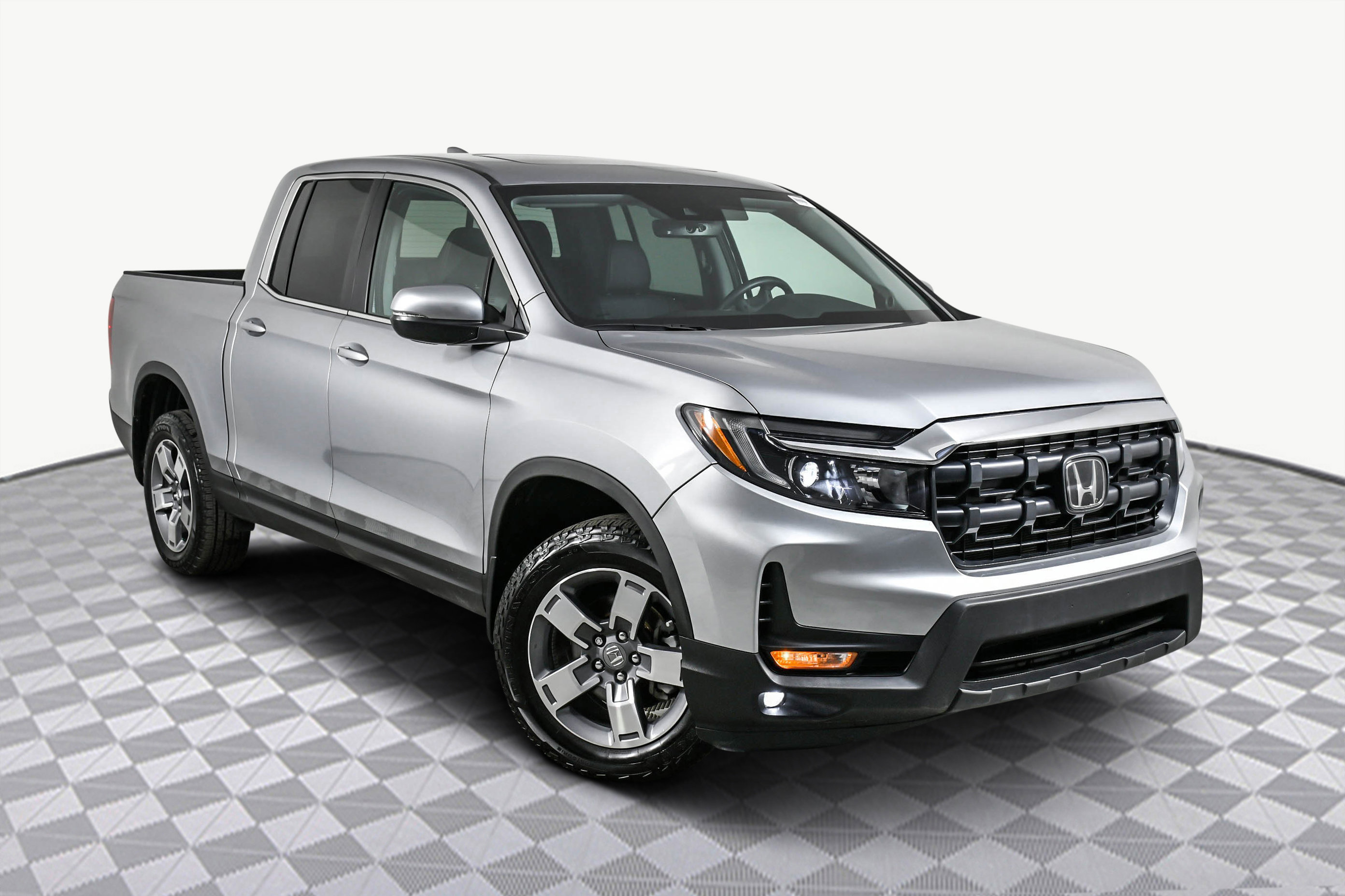 2024 Honda Ridgeline RTL's photo