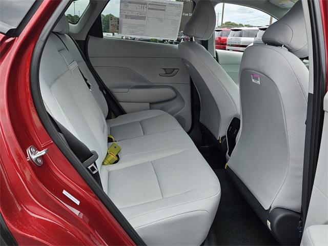 2026 Hyundai Kona SEL photo 12
