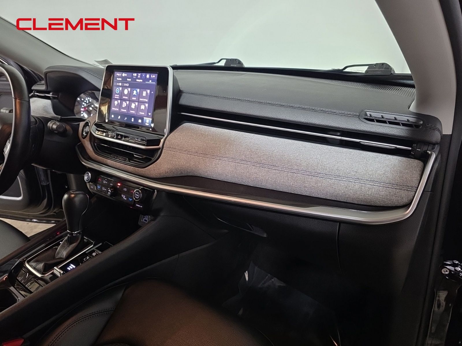 2022 Jeep Compass Latitude photo 27