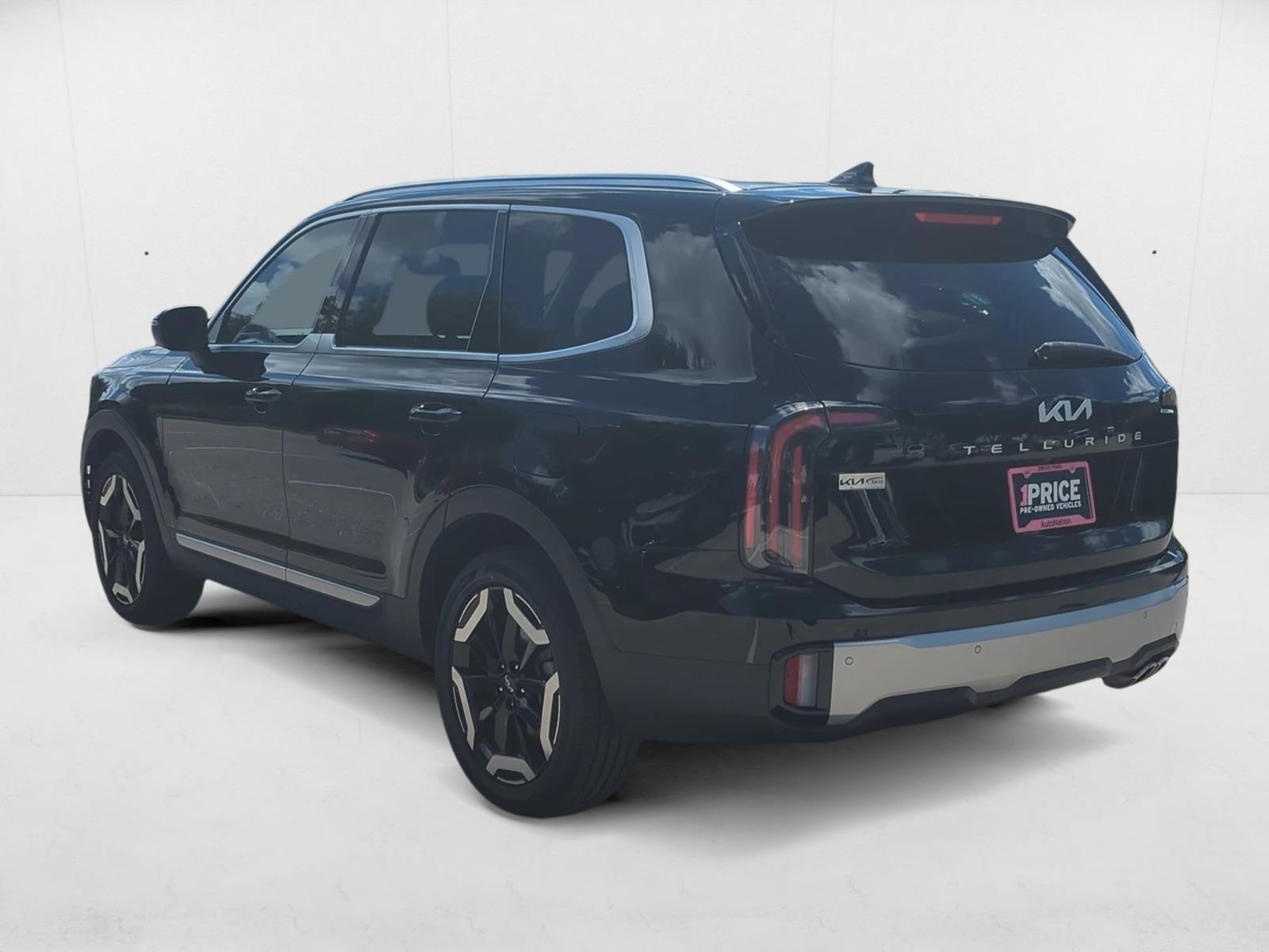 2023 Kia Telluride EX photo 4