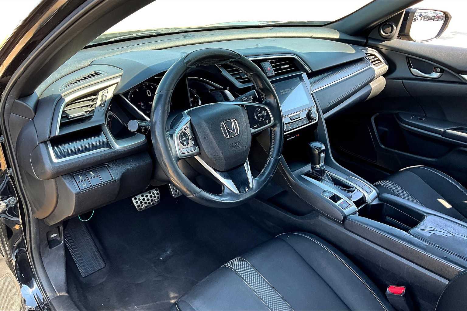 2020 Honda Civic Sport photo 17