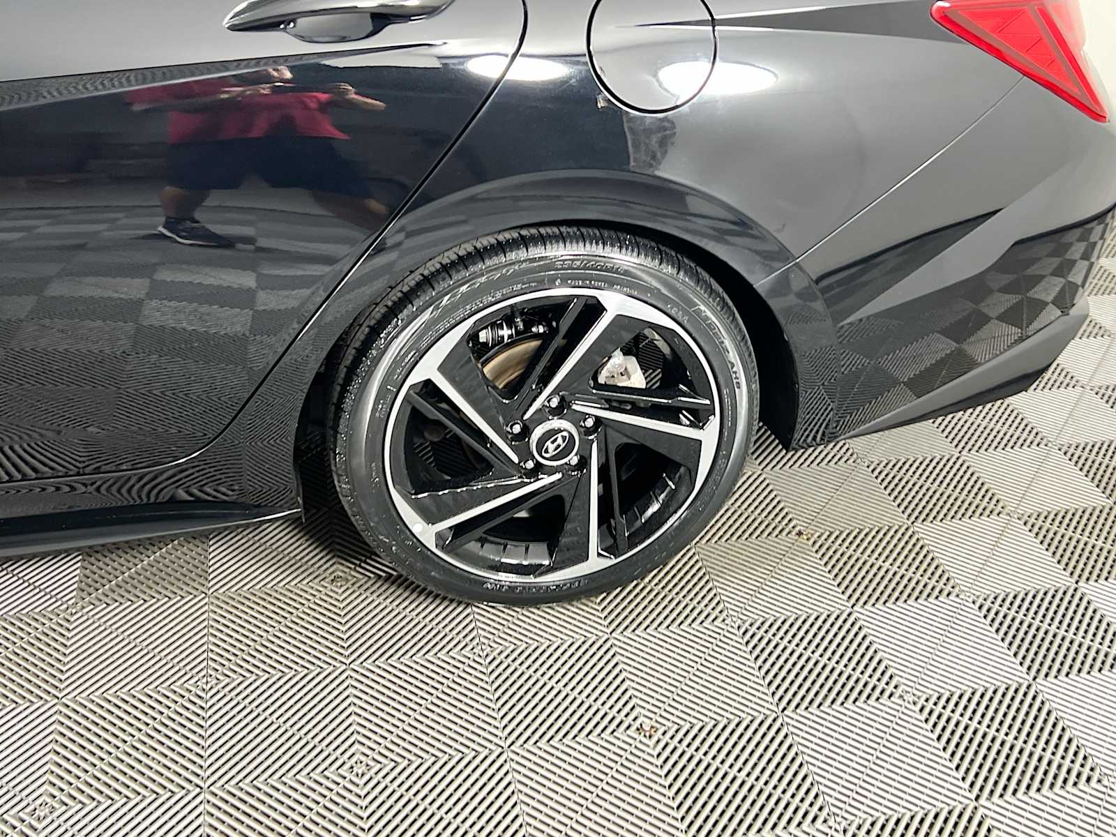 2023 Hyundai Elantra N Line photo 27