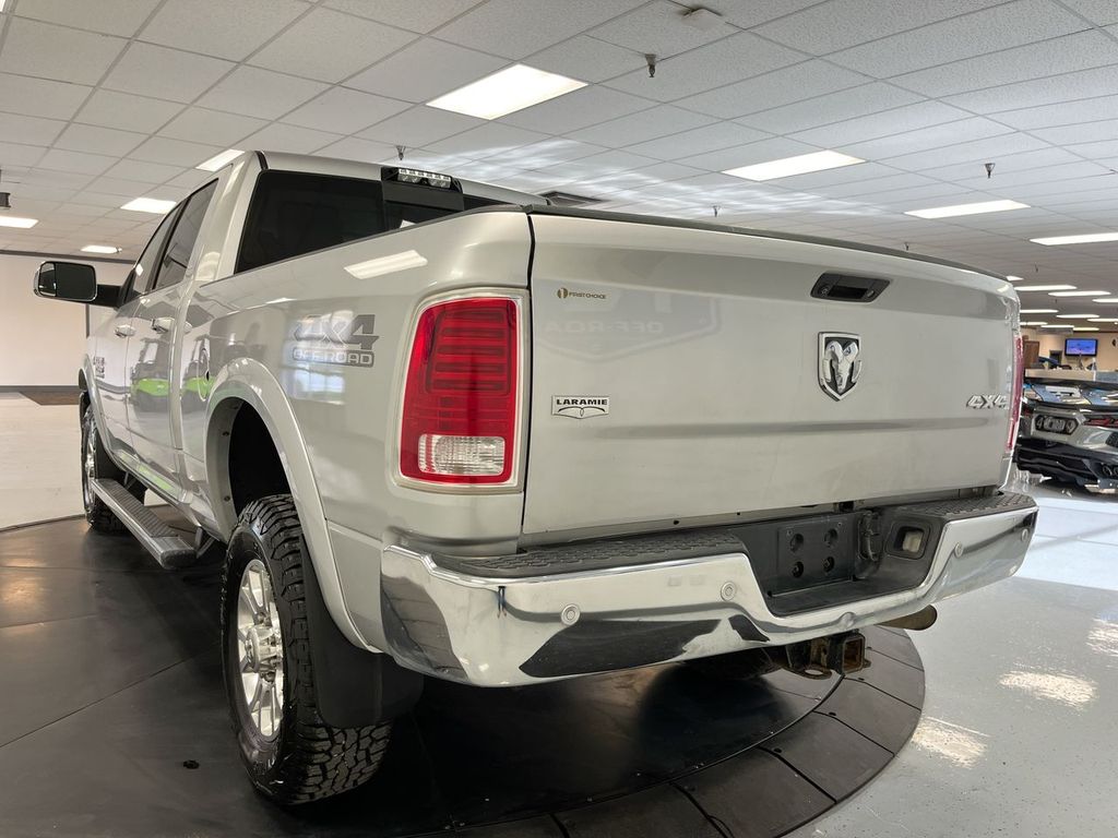 2017 Ram 2500 Laramie photo 5
