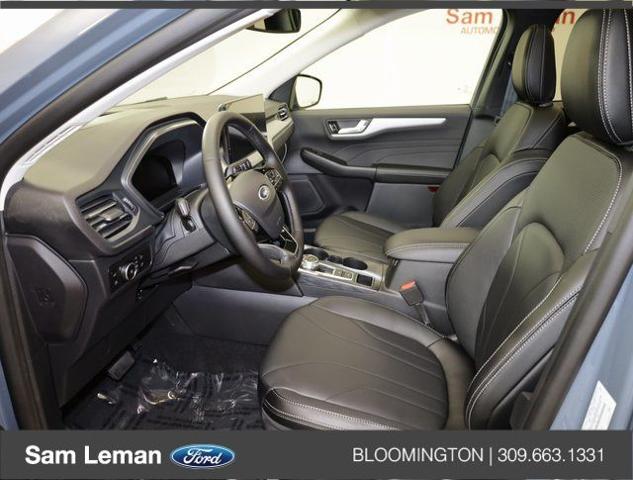 2025 Ford Escape Plug-In Hybrid photo 3