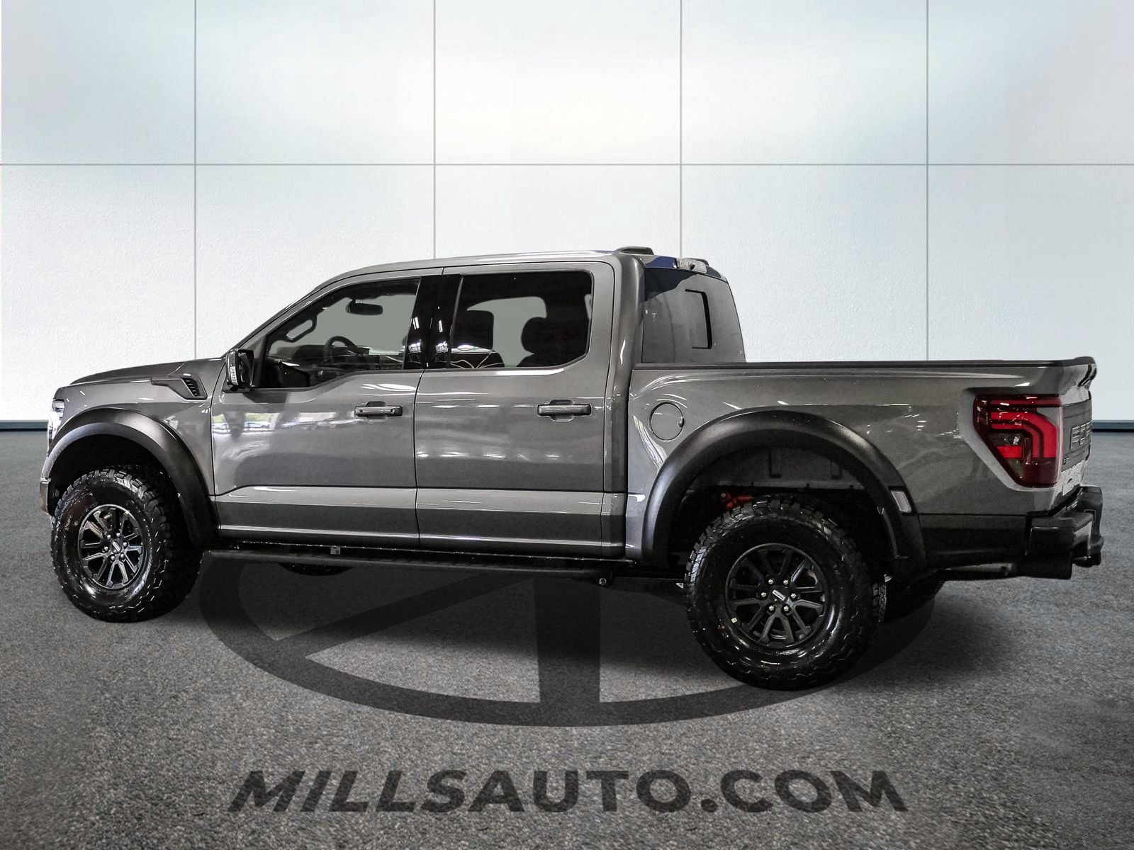 2025 Ford F-150 Raptor photo 4