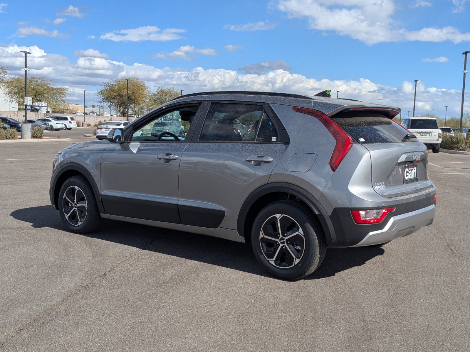 2025 Kia Niro EX photo 2