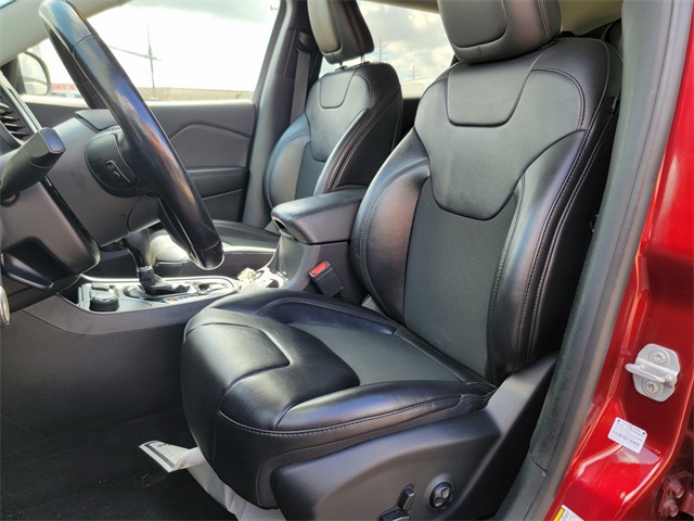 2020 Jeep Cherokee Altitude photo 15