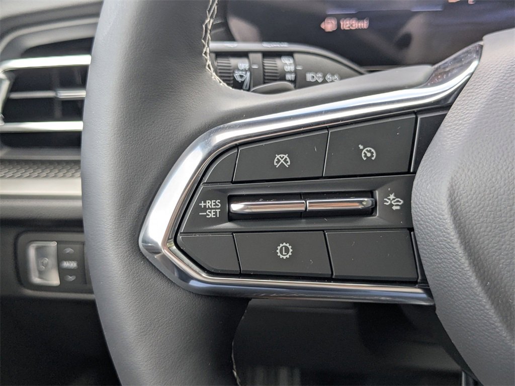 2025 Chevrolet Traverse High Country photo 14
