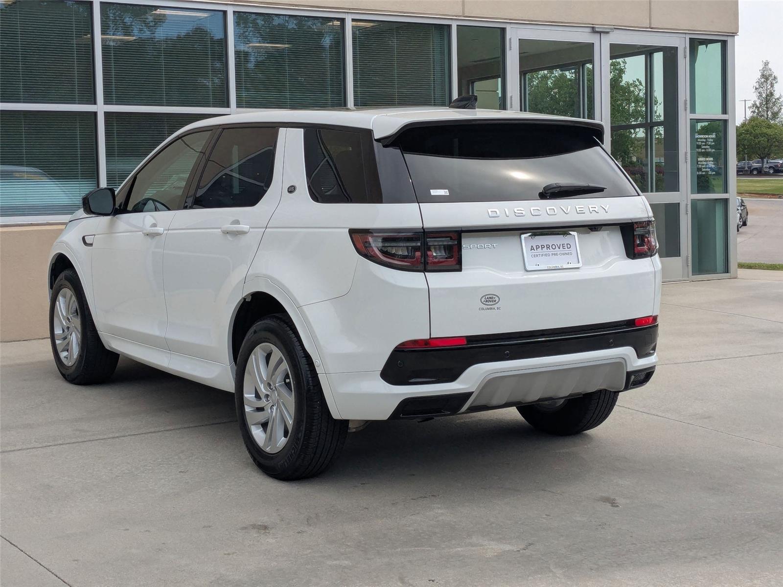 2024 Land Rover Discovery Sport S photo 7