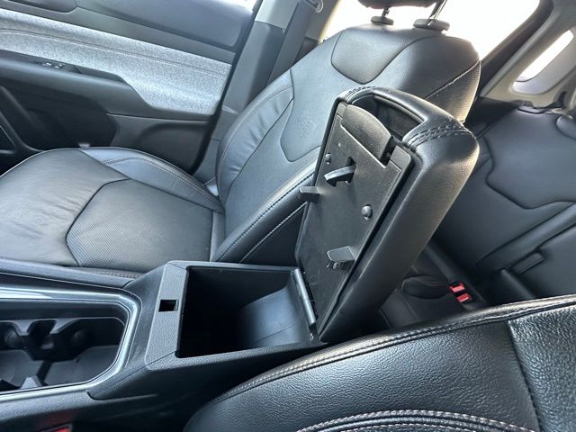 2022 Jeep Compass Latitude Lux photo 23