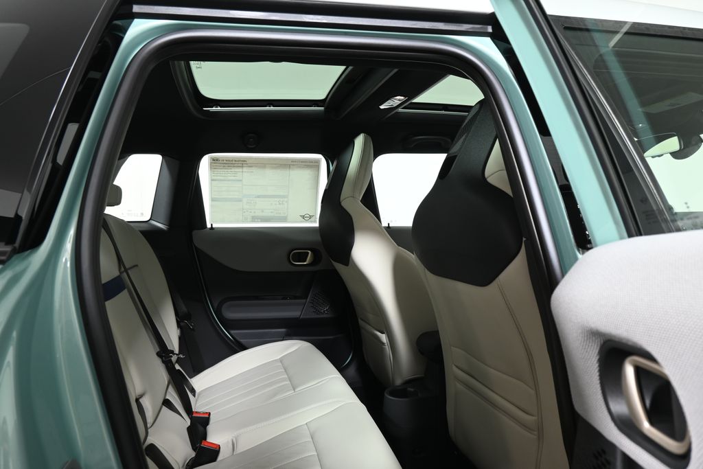 2026 Mini Cooper 4 Door Hardtop Signature photo 15