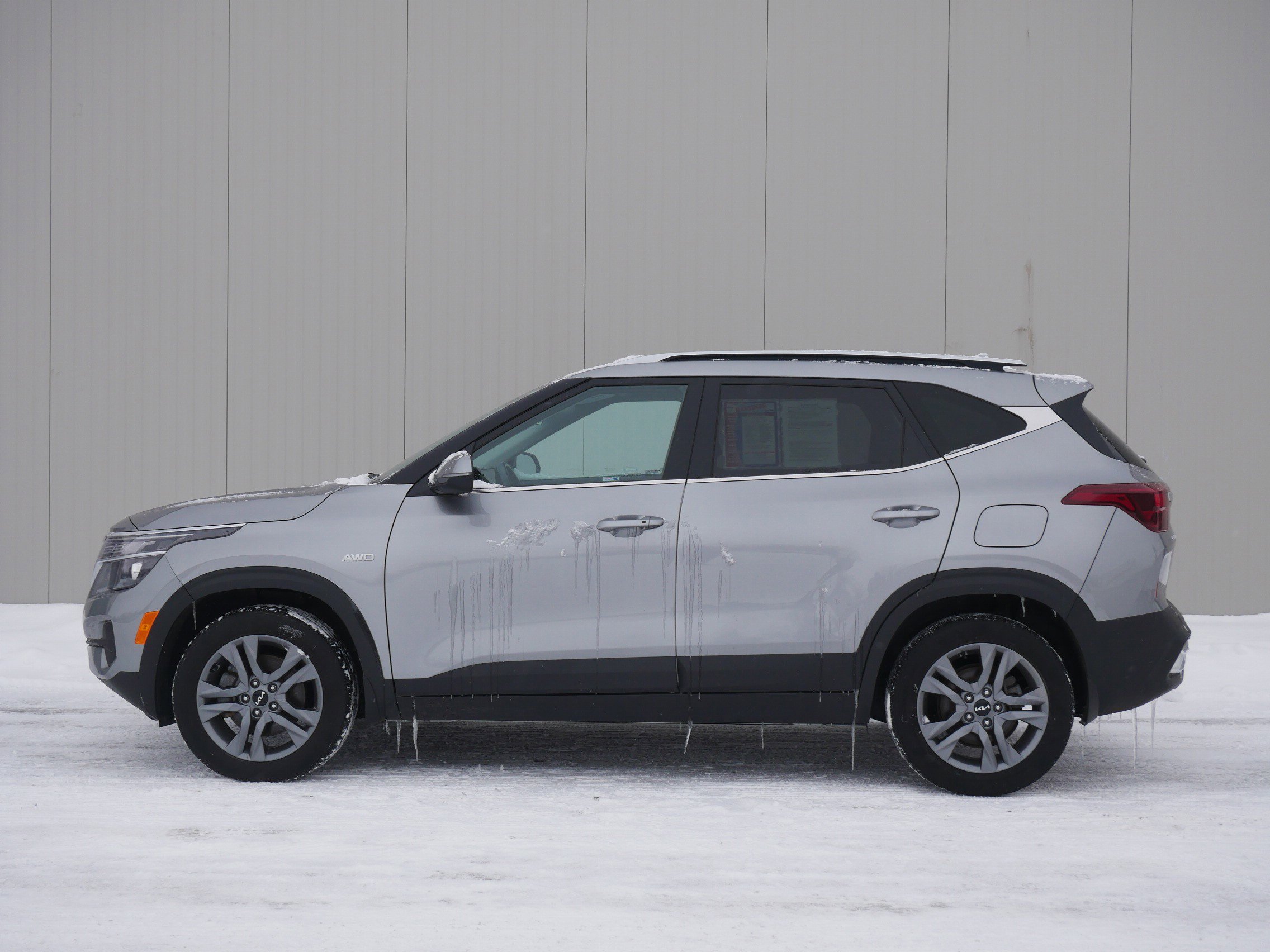 Used 2023 Kia Seltos S with VIN KNDEUCAA6P7454824 for sale in Hastings, Minnesota