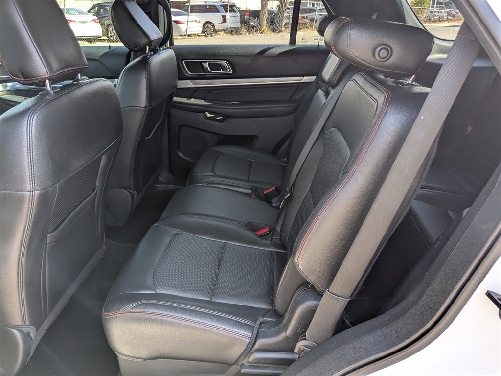 2018 Ford Explorer Sport photo 12