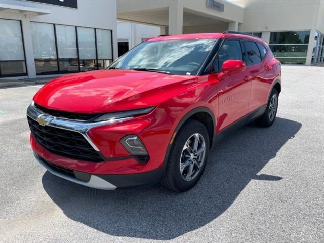 2023 Chevrolet Blazer 2LT photo 2
