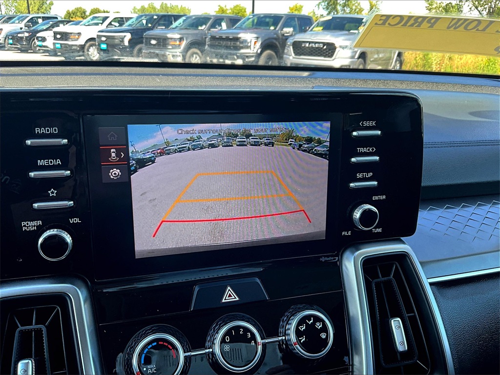 2022 Kia Sorento LX photo 20