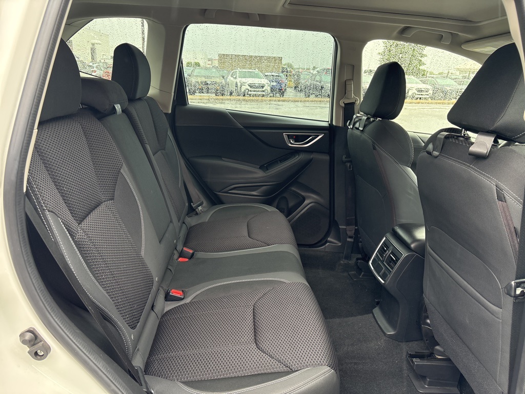 2021 Subaru Forester Premium photo 11