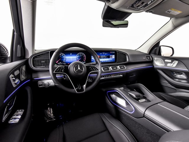 2026 Mercedes Benz GLS 450 4MATIC photo 15