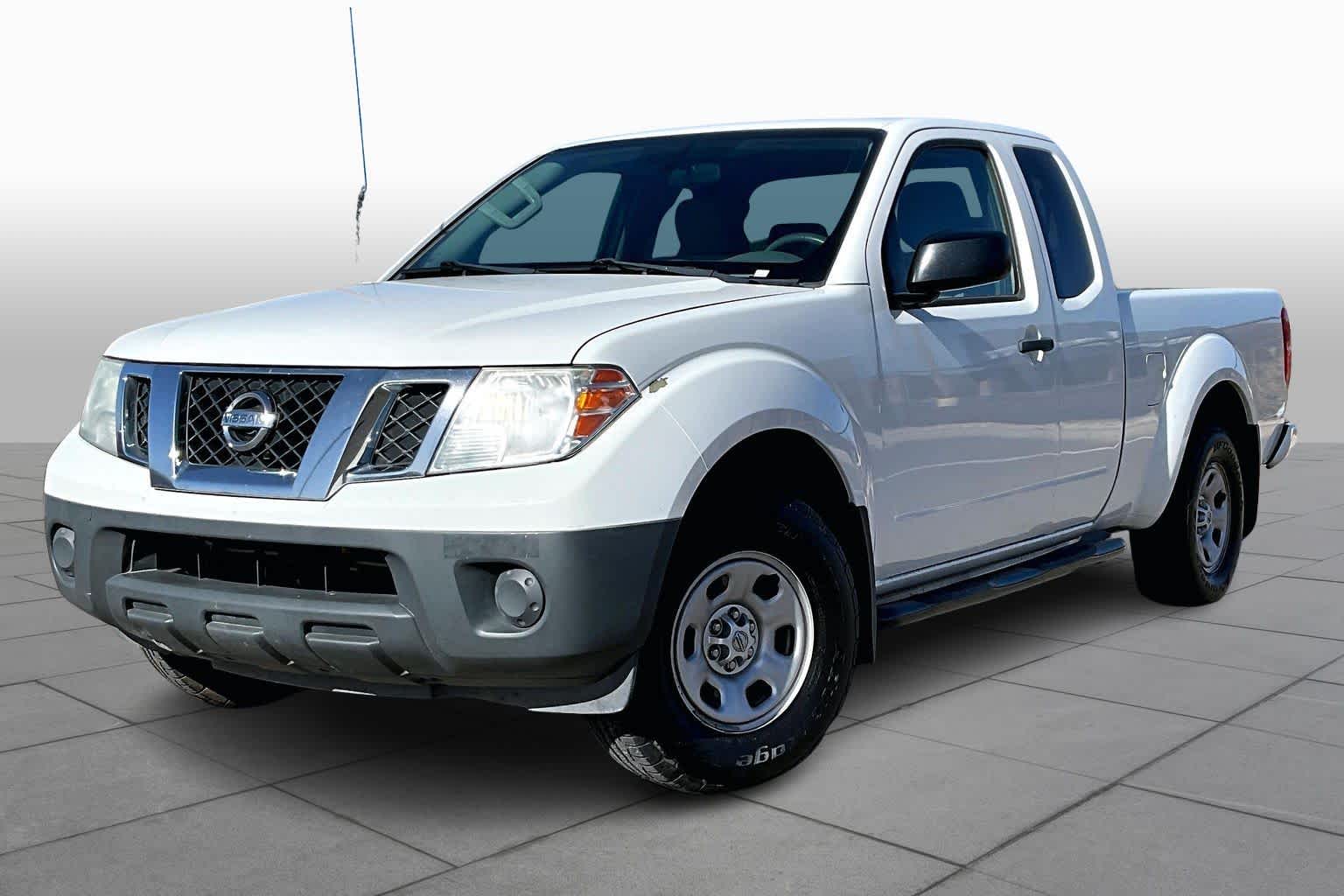 2019 Nissan Frontier S's photo