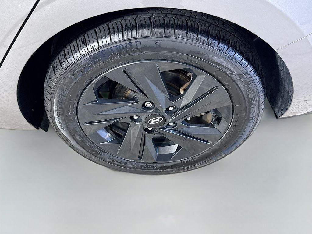2022 Hyundai Elantra Blue photo 28