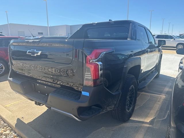 2026 Chevrolet Silverado EV Trail Boss photo 2