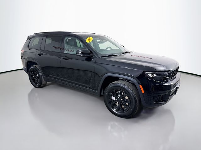 2025 Jeep Grand Cherokee L Altitude's photo