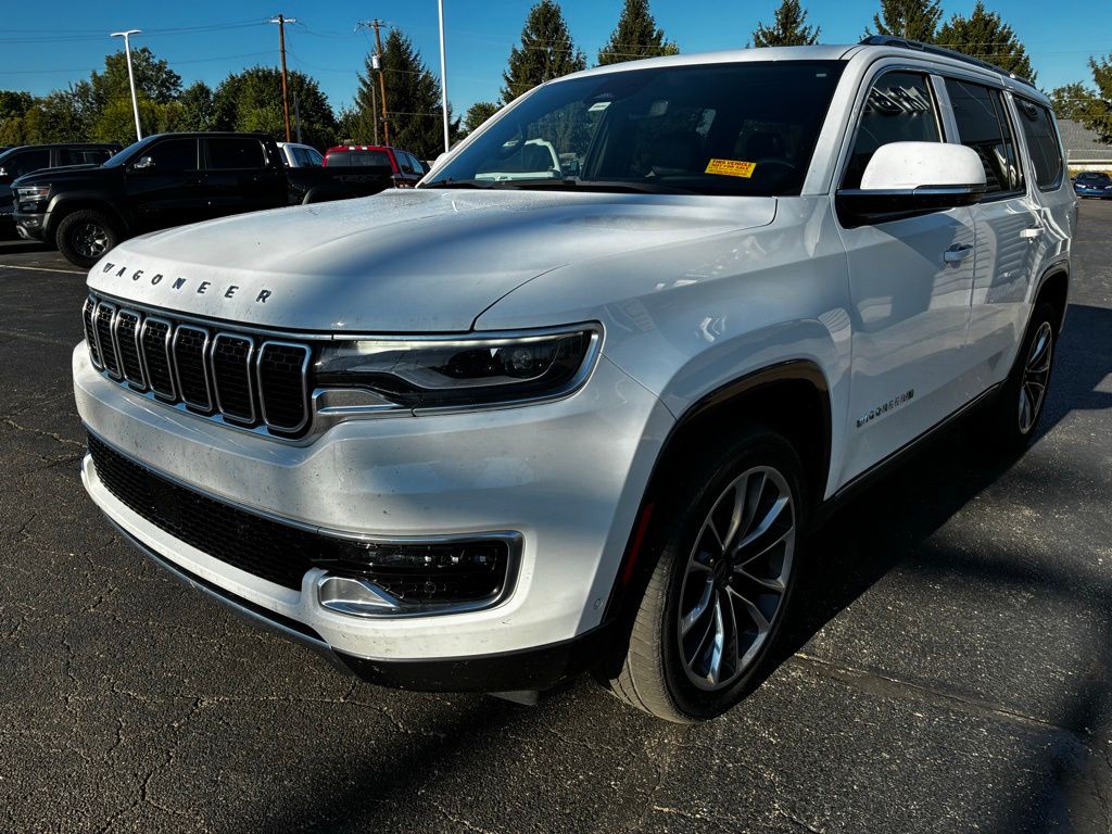2022 Jeep Wagoneer Series III photo 2