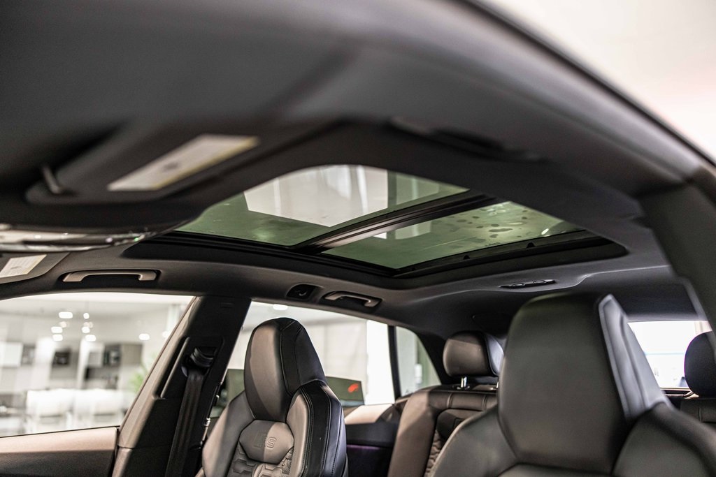 2022 AUDI RS Q8 - Image 21