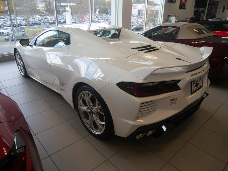 2023 Chevrolet Corvette Stingray 3LT photo 3