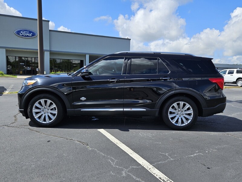 2022 Ford Explorer King Ranch photo 2